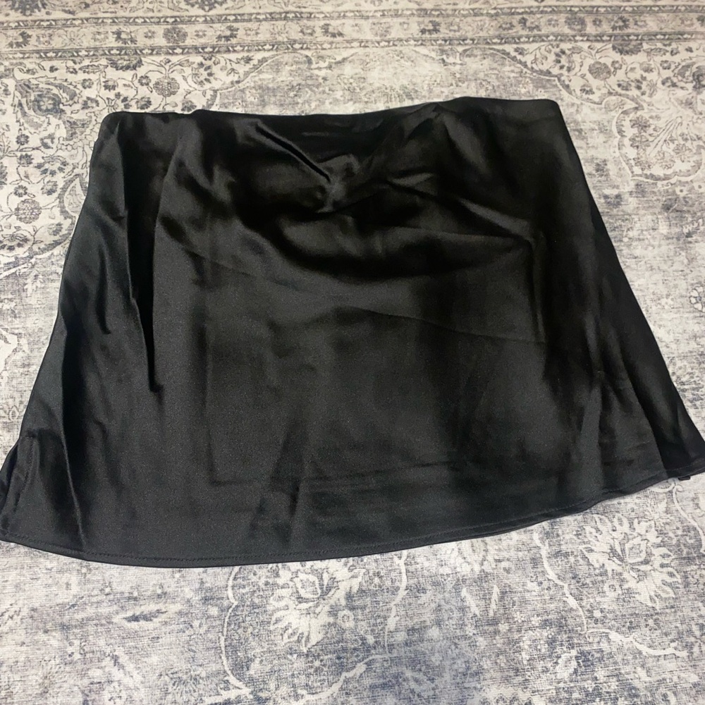 Wild Fable black strapless satin top